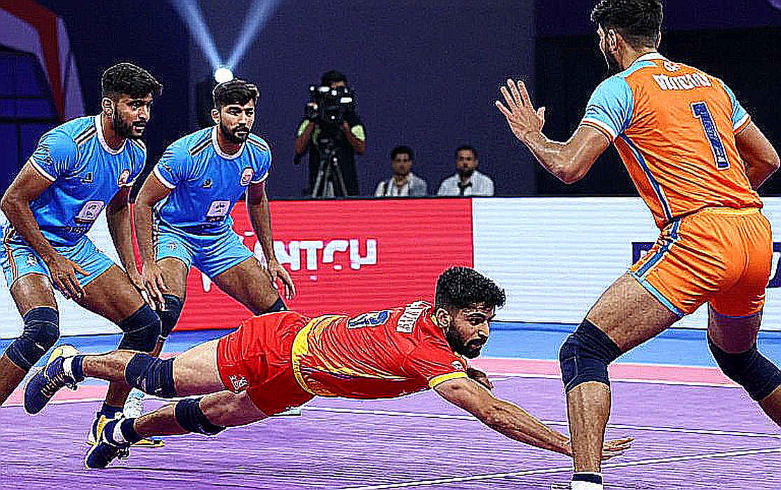 ছয় লাইনের নিচে লুকানো ফাটল: ইরানের মুখোমুখি হওয়ার আগে ভারতের কাবাডি ডিফেন্সের হিসাব