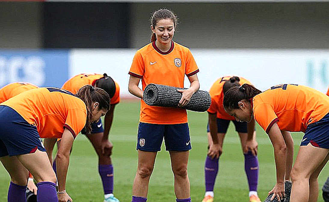 Two More Years on the Contract, Six More Goals on the Pitch: The WSL Pressure Knocking on the Wrong Door Two More Years on the Contract, Six More Goals on the Pitch: The WSL Pressure Knocking on the Wrong Door