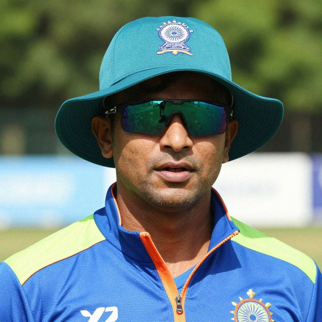 No Captain at the Table: India's 'Fearless' Pledge Before the Zimbabwe Series No Captain at the Table: India's 'Fearless' Pledge Before the Zimbabwe Series