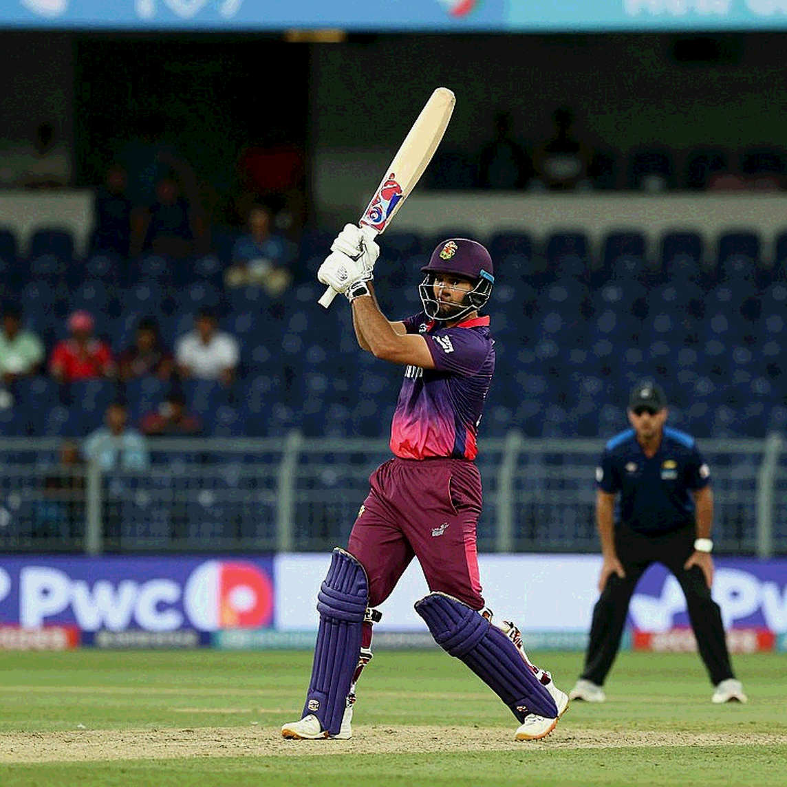 The Clause, the Calendar and £320,000: What Nat Sciver-Brunt Is Actually Being Asked The Clause, the Calendar and £320,000: What Nat Sciver-Brunt Is Actually Being Asked