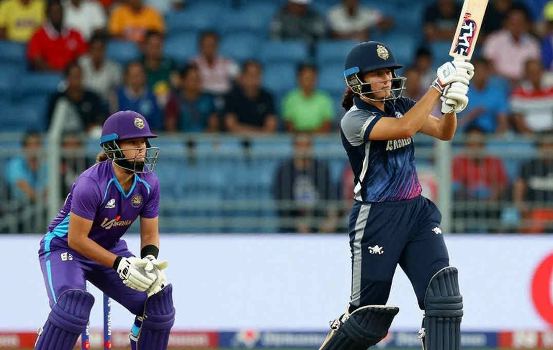 From 187/6 to 390 in Fading Light at Kingsmead: How Renshaw's 190 Redrew Australia's Lower-Order Map